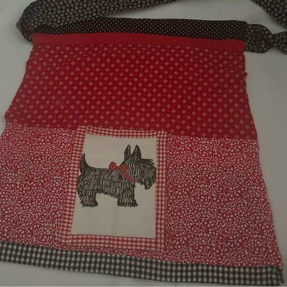 Hand crafted Apron with scottie designed pocket - Picture 5 of 8